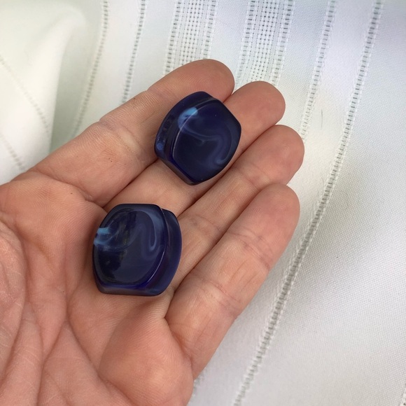 Vtg Blue Marbled Lucite Clip-On Earrings - Picture 7 of 8